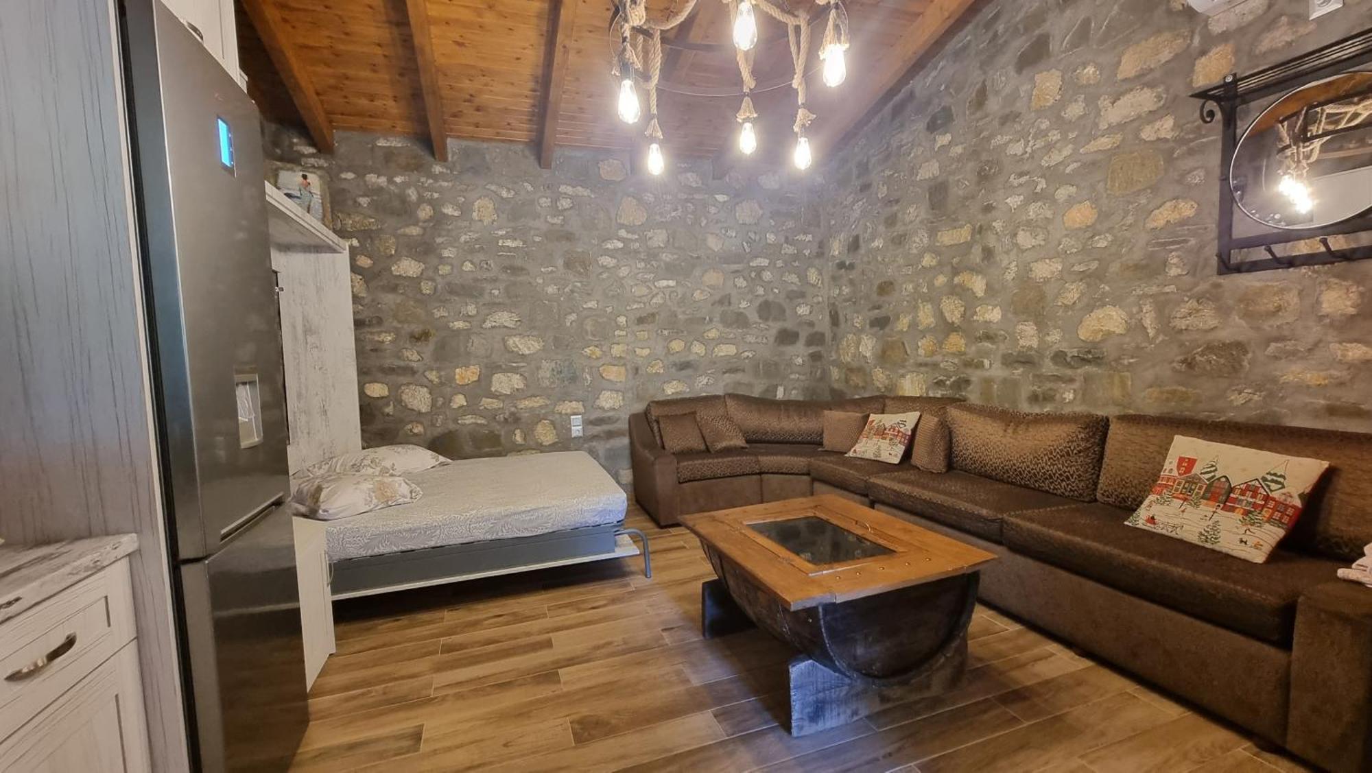 House With Big Garden And Barbeque In Nature Vourgareli Esterno foto