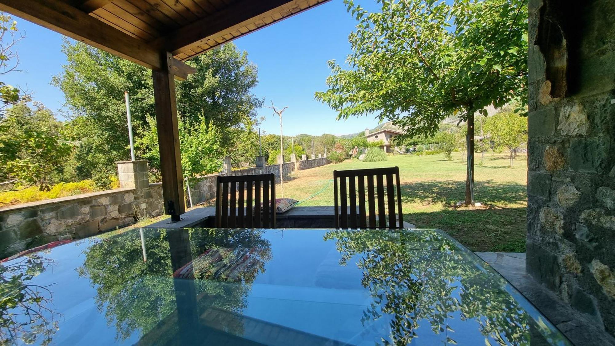 House With Big Garden And Barbeque In Nature Vourgareli Esterno foto