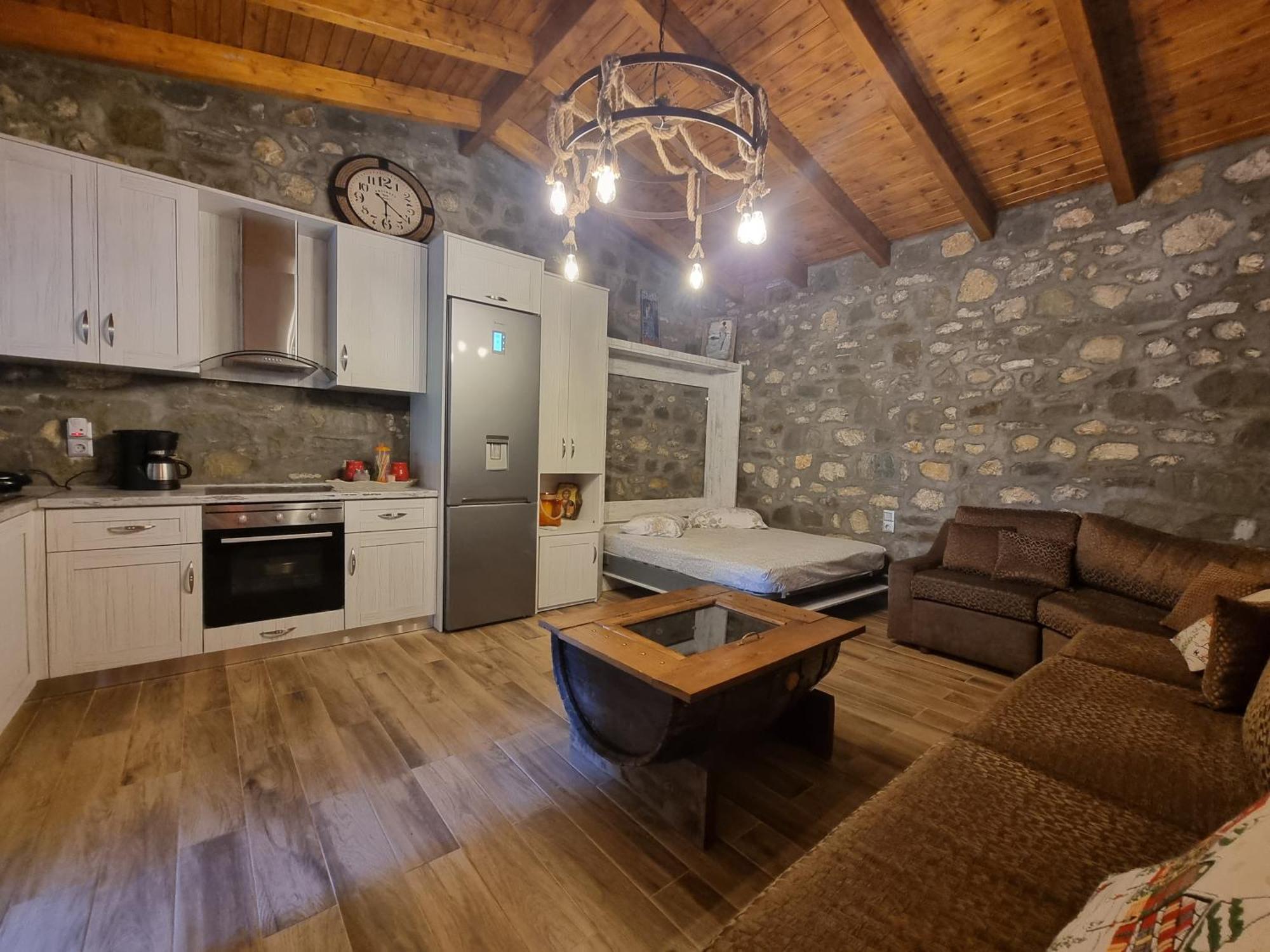 House With Big Garden And Barbeque In Nature Vourgareli Esterno foto